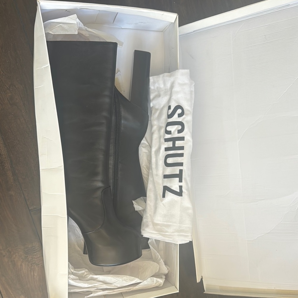 SCHUTZ Sleek Black High-Heel Boots